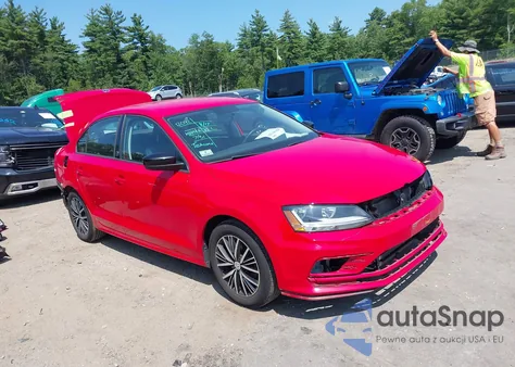 2018 Volkswagen Jetta 1.4T Se/1.4T Wolfsburg Edition z USA, uszkodzony, nr VIN 3VWB67AJ4JM216386